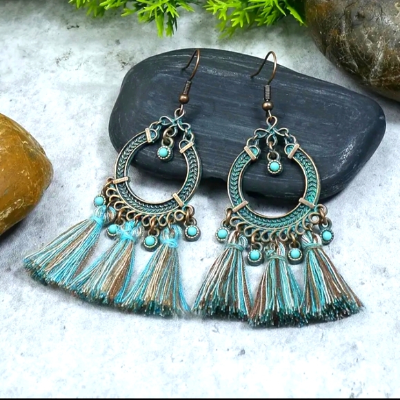 Jewelry - 🔥FASHIONABLE EARRINGS🔥